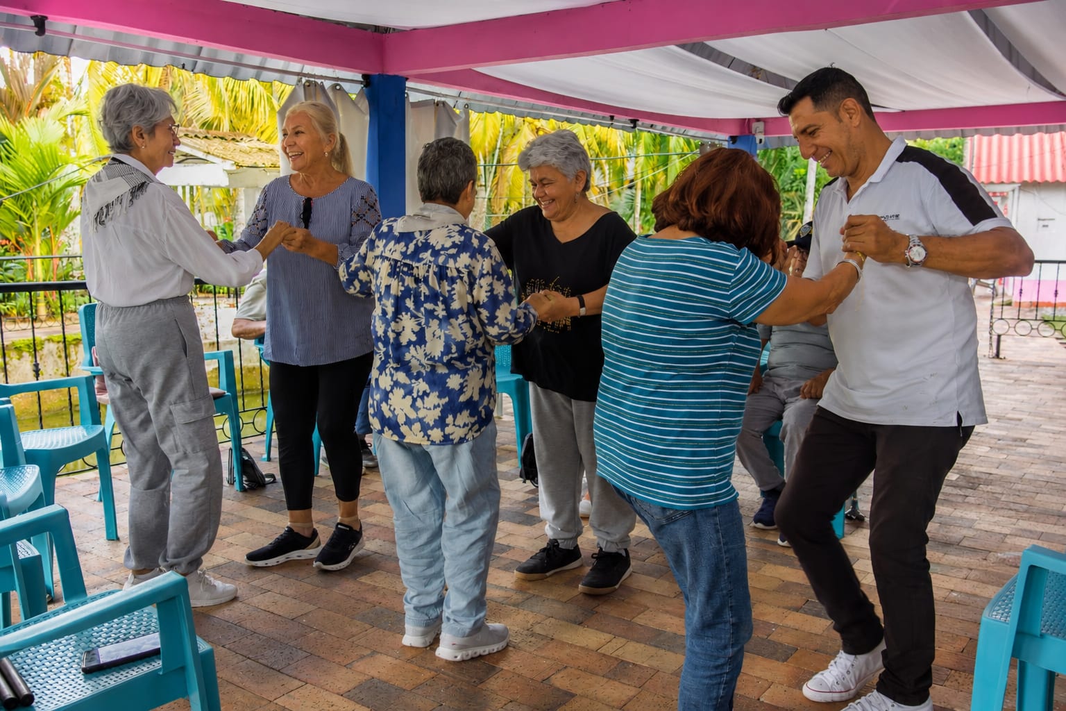 Música, baile y socialización